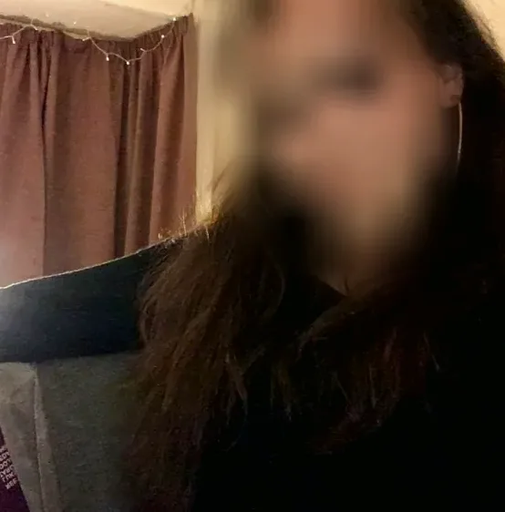 Alena, 25