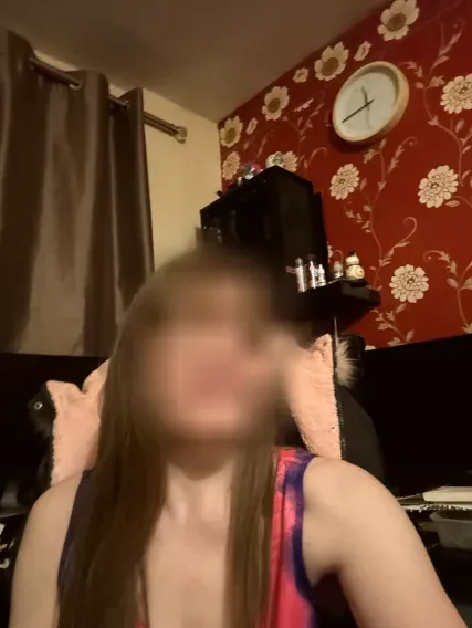 Alina, 37