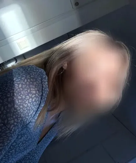 Aylin, 19
