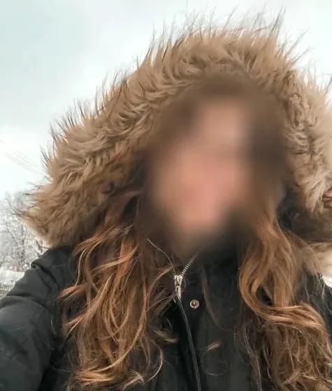 Carina, 25