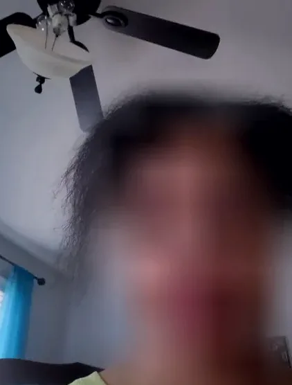 Carla, 39