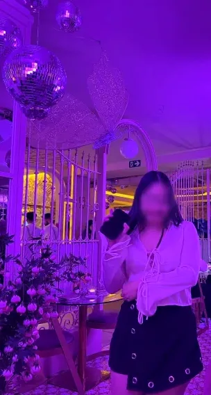 Daniela, 31