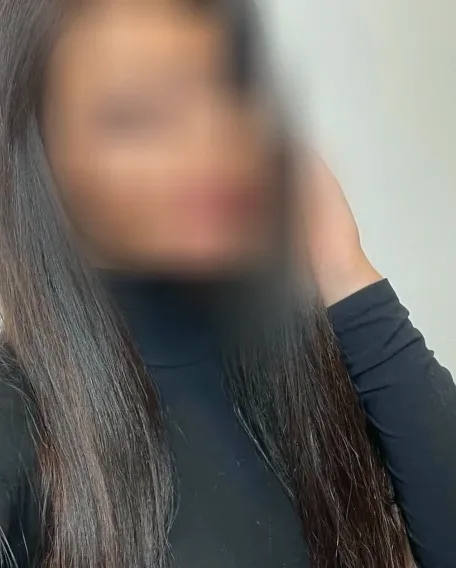 Emilia, 28