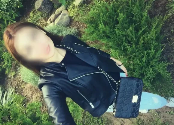 Emma, 31