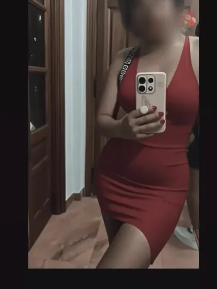 Janina, 27