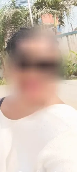 Jette, 25