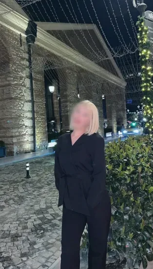 Kim, 21