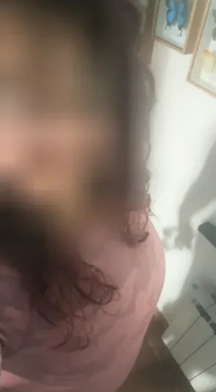 Larissa, 31
