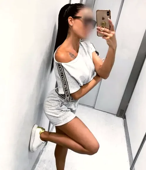 Michelle, 34
