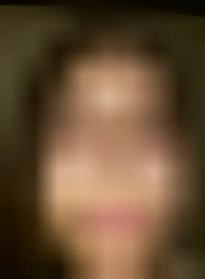 Miriam, 20