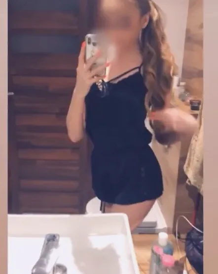 Nele, 29