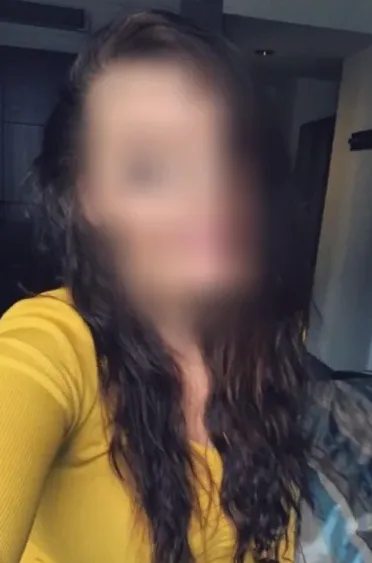 Sandra, 35