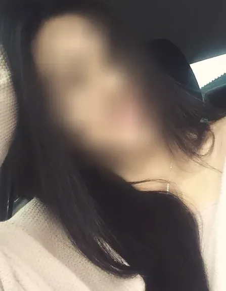 Saskia, 34