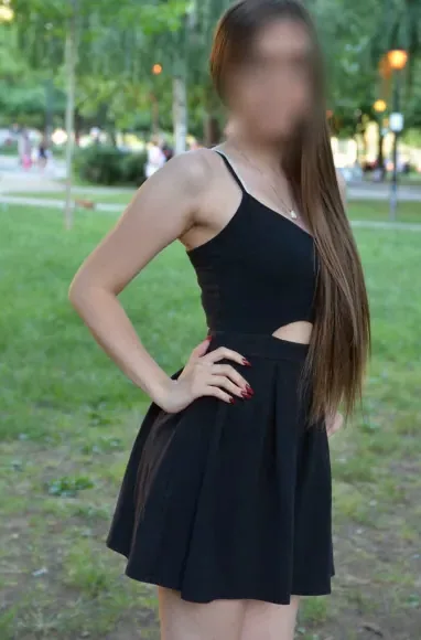 Selina, 27