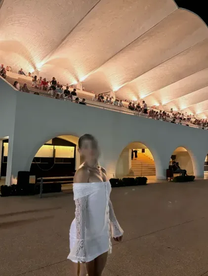 Sonja, 27