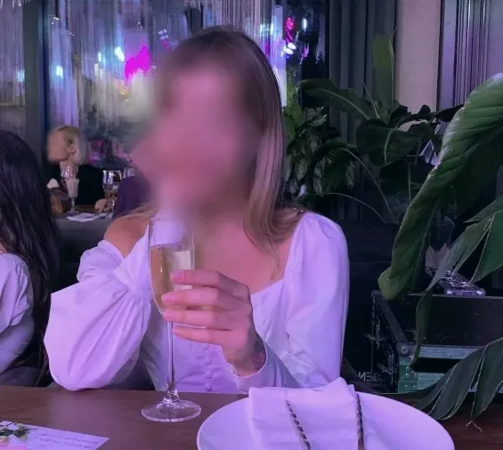 Stefanie, 31